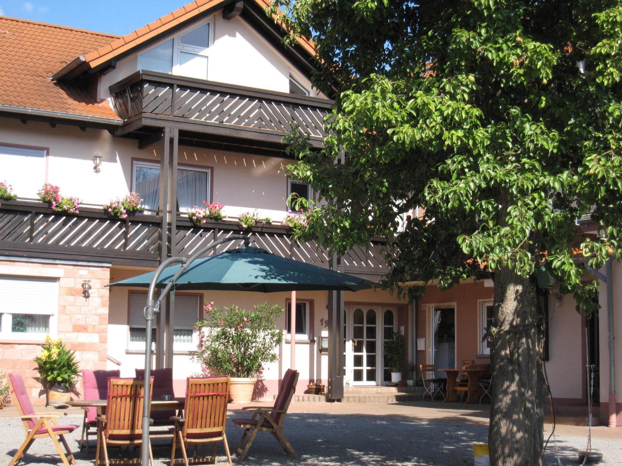 Birnbaumhof - Hotel Pension und Ferienwohnungen Schwedelbach Exterior foto